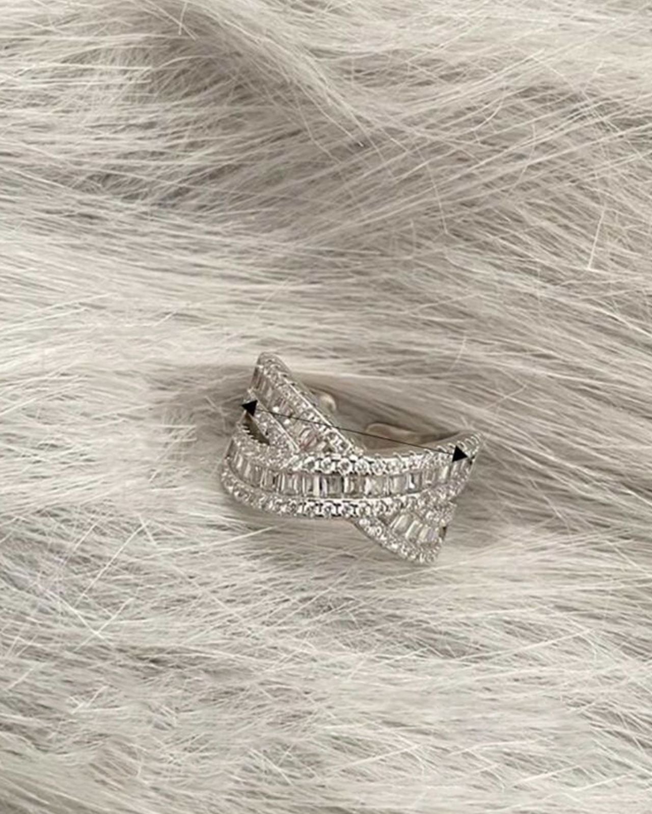 Dazzling Diamond Ring