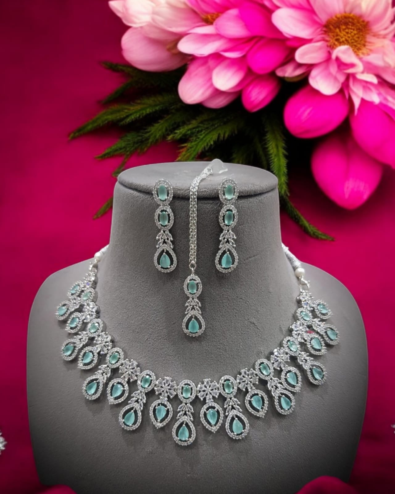 Mint Diamond Necklace Set