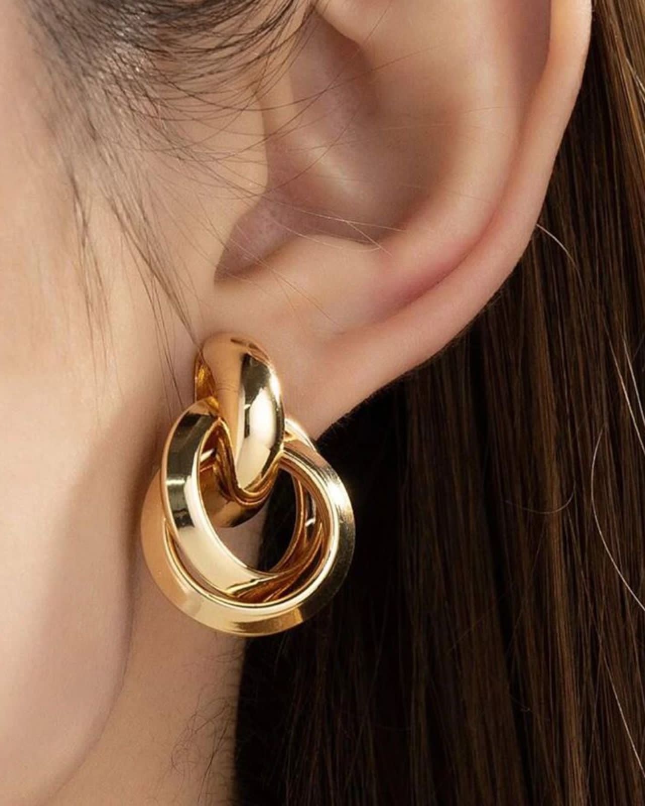 Fashionable Golden Earrings