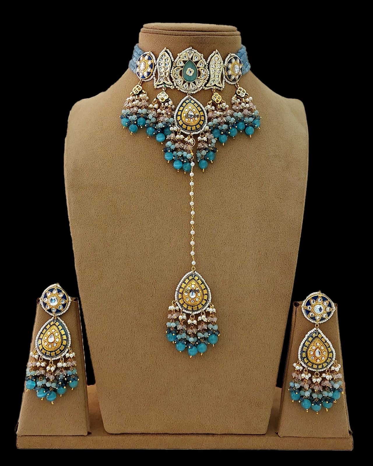 Kundan Choker Necklace Set