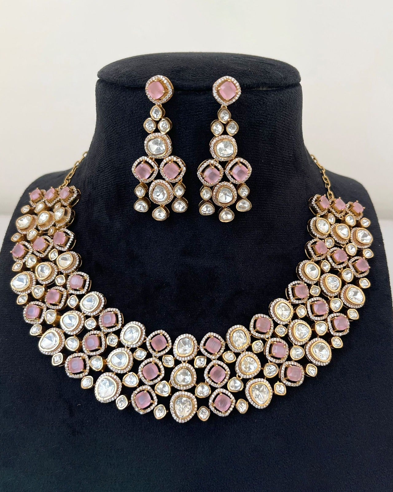 Gorgeous Polki Necklace Set